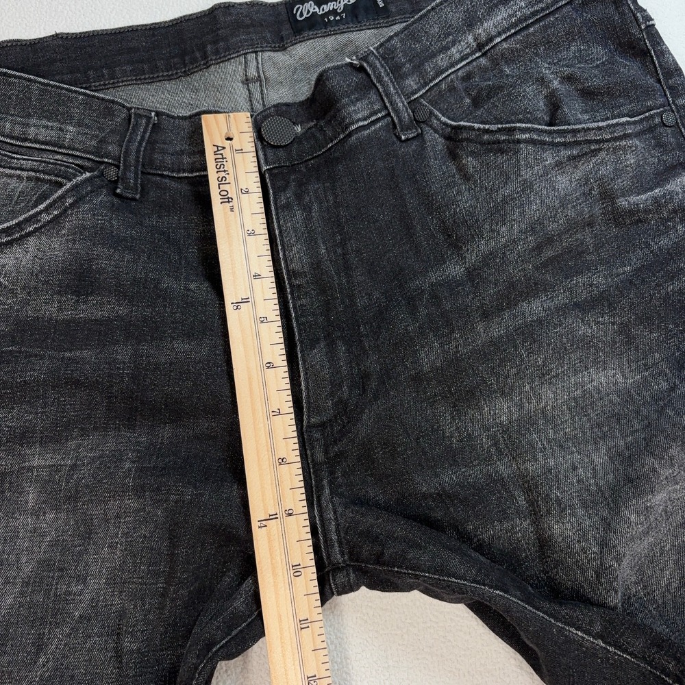 Wrangler Bryson Jeans Men's 36x29* Faded Black Distressed Tapered Stretch Denim - Picture 8 of 16
